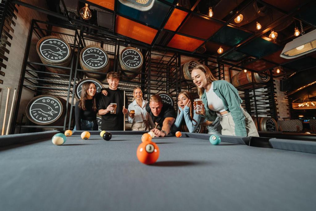 FIVE LUXE - Resim 28