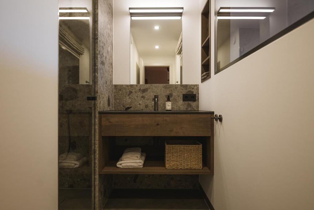Koupelna v ubytování Agrad Chalets