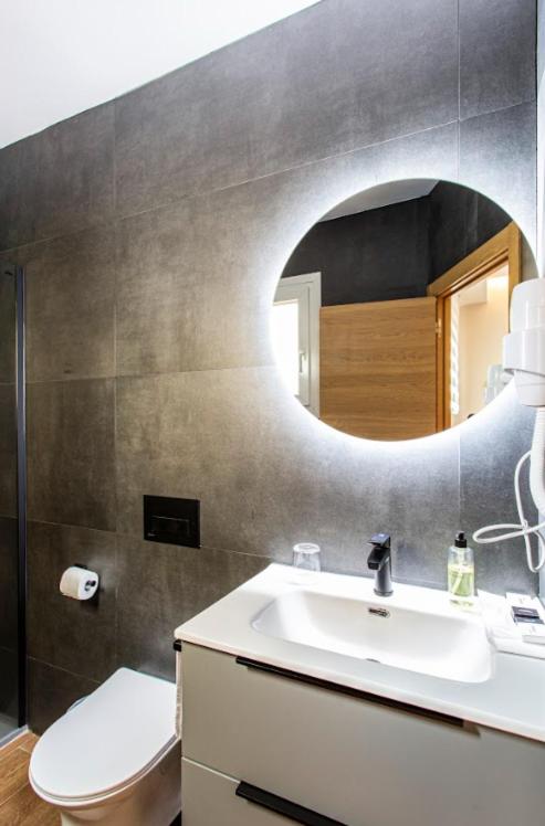 Negresco Gran Via - Resim 39