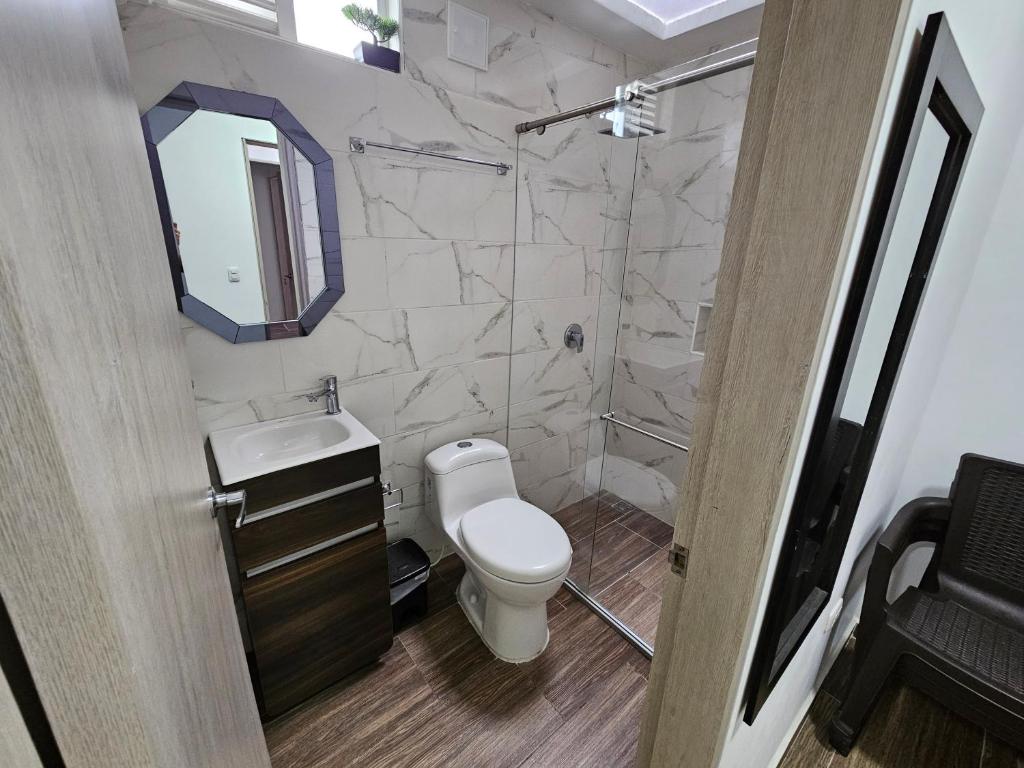 Koupelna v ubytování APARTAHOTEL DON BELI