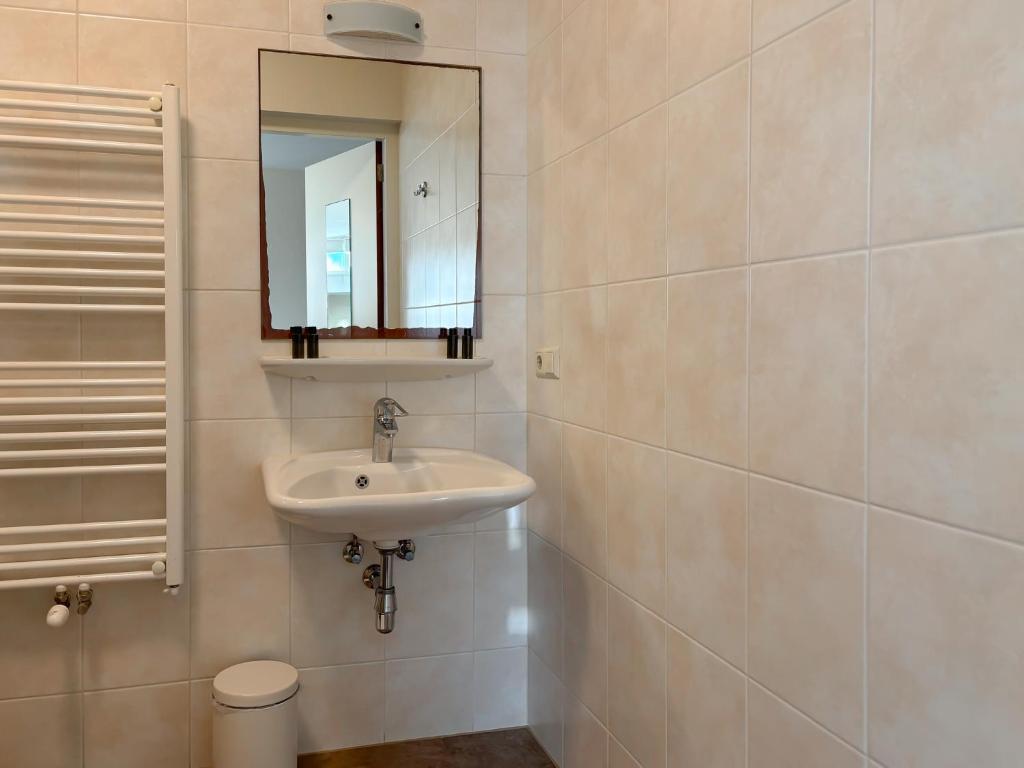 VISSERSLUST Rooms, Apartments and Houseboats - Family Studio