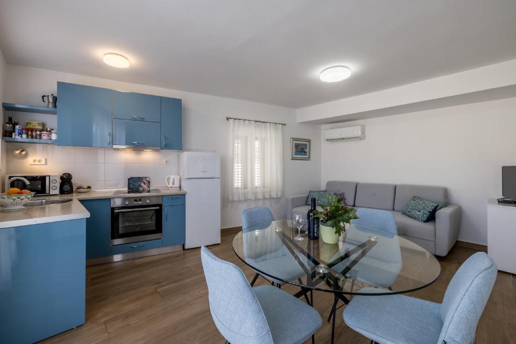 Kuchyň nebo kuchyňský kout v ubytování Sara Apartment