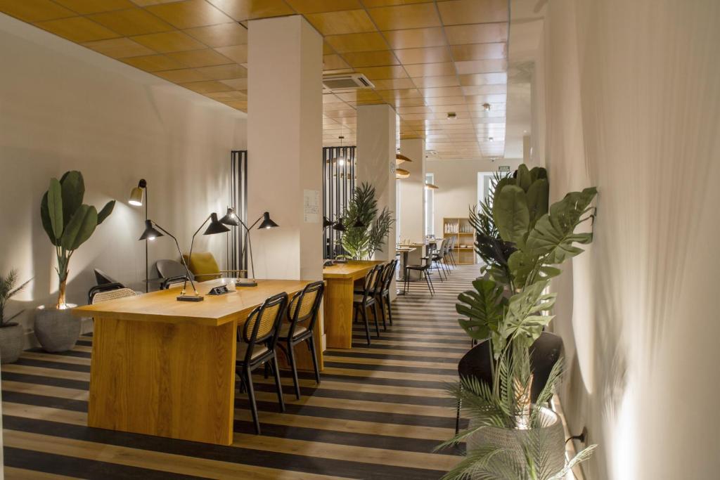 room Select Bilbao - Resim 4