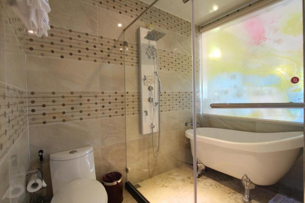 Koupelna v ubytování Emilia Resort I