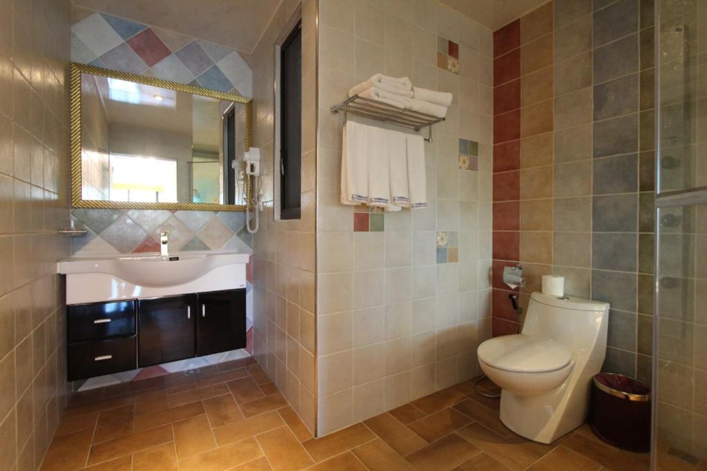 Koupelna v ubytování Emilia Resort I