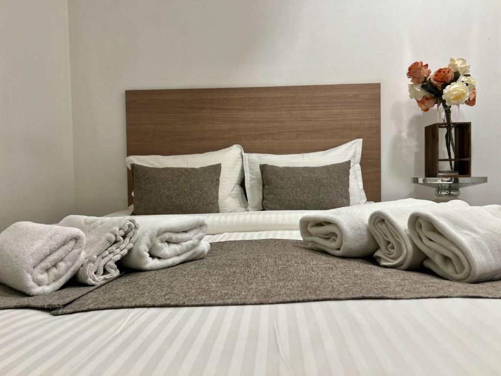 Postel nebo postele na pokoji v ubytování YVN Tumanyan Hotel