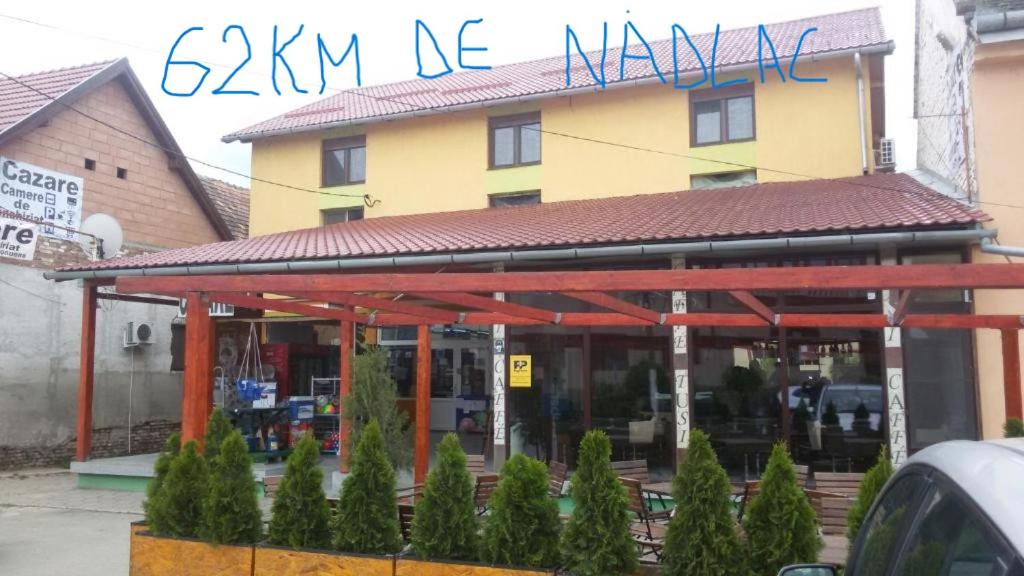 Φωτογραφία από το άλμπουμ του La Tusi Lovrin σε Lovrin
