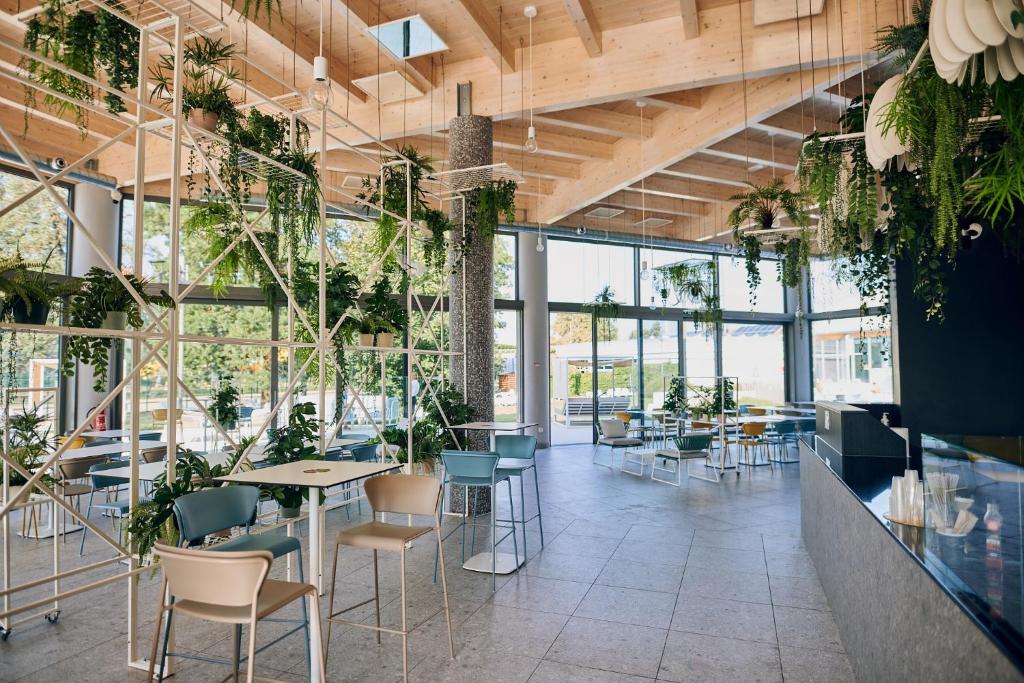 Restaurace v ubytování Eurocamp Mobile Homes Terme Catez