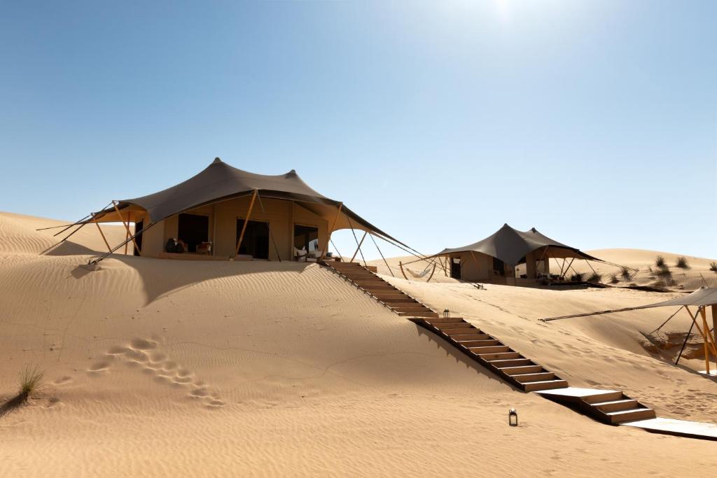 Příroda nedaleko luxury tent