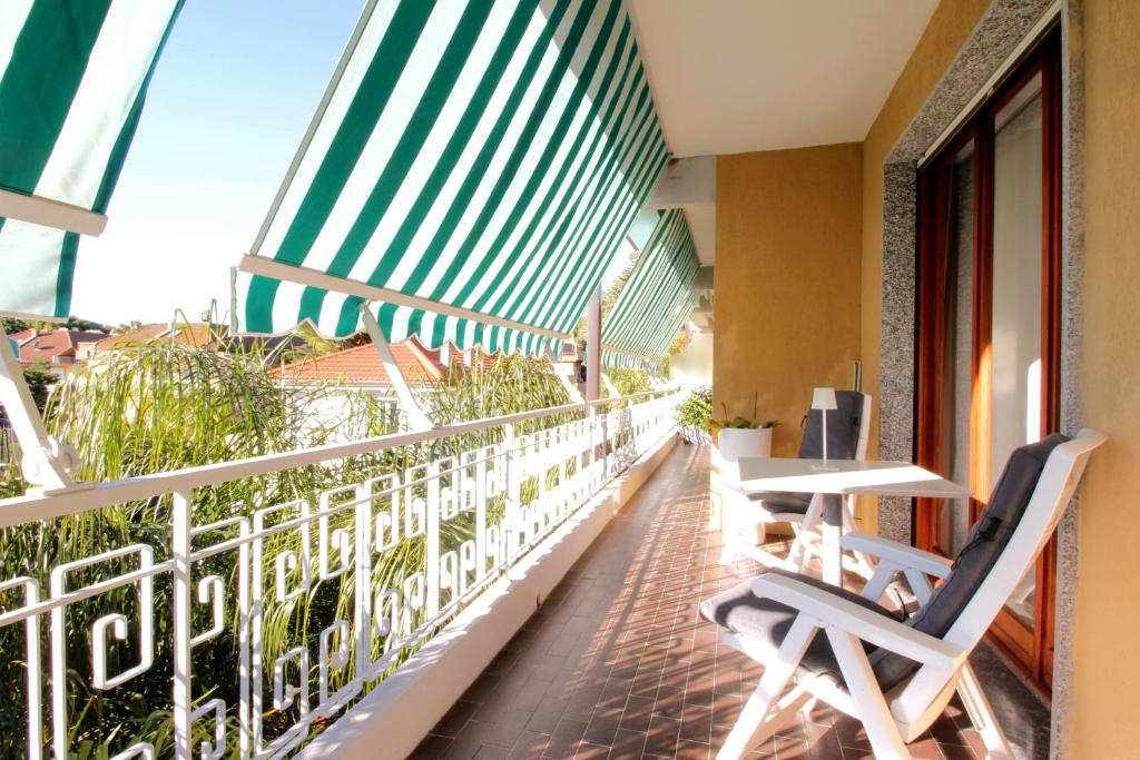 Balkon lub taras w obiekcie Le Grand Bleu