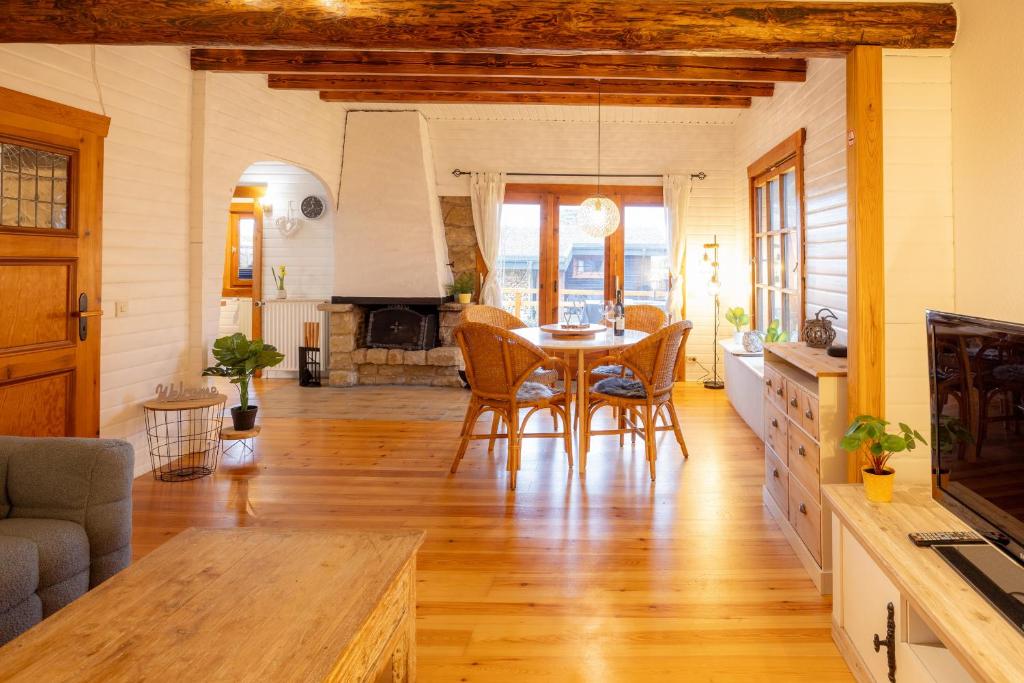 Χώρος καθιστικού στο Casa Foresta
