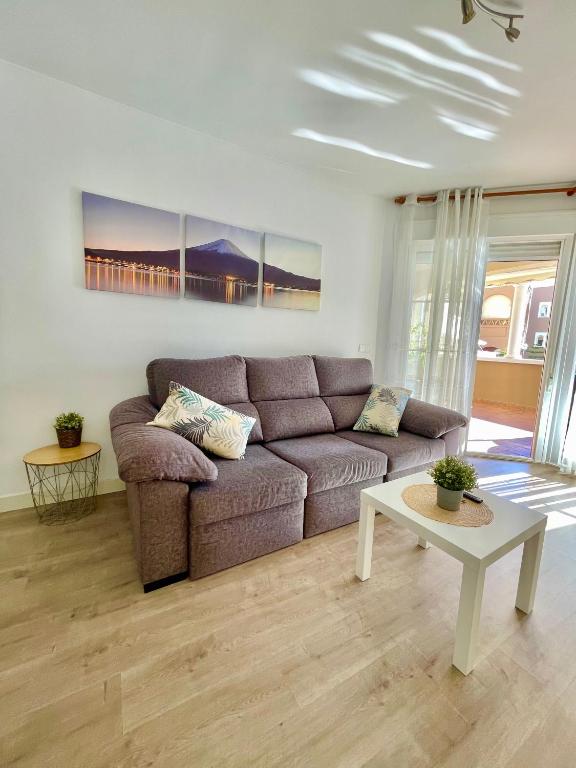 Część wypoczynkowa w obiekcie Apartamento Narváez- Altos Del Tomillar