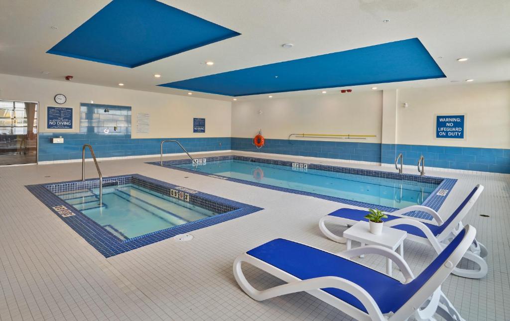 Element Edmonton West - Resim 4