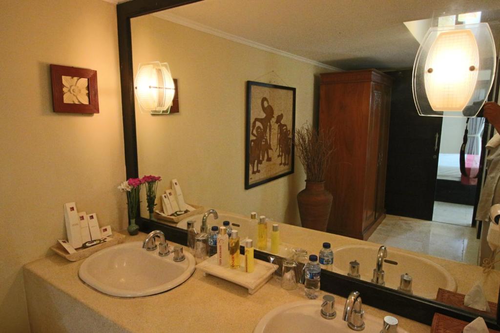 The Buah Bali Villas - 10