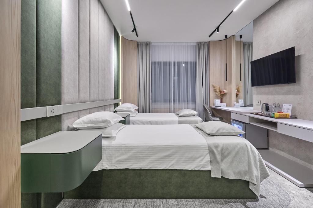 AVO Hotel - Twin Room