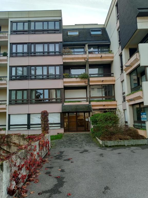 Budynek, w którym mieści się apartament