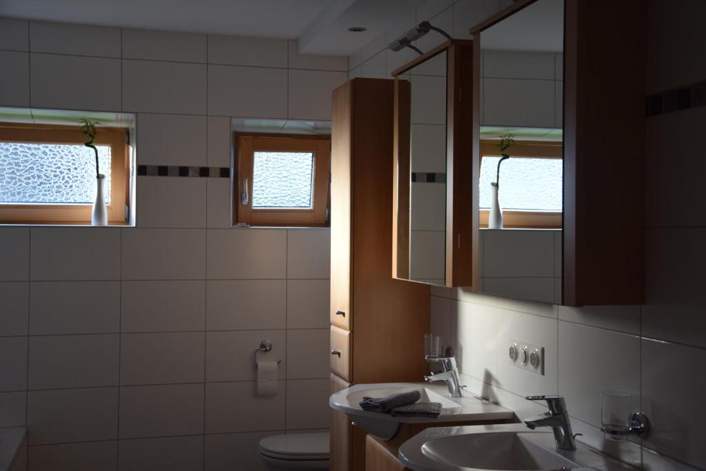 Koupelna v ubytování Dorfhof