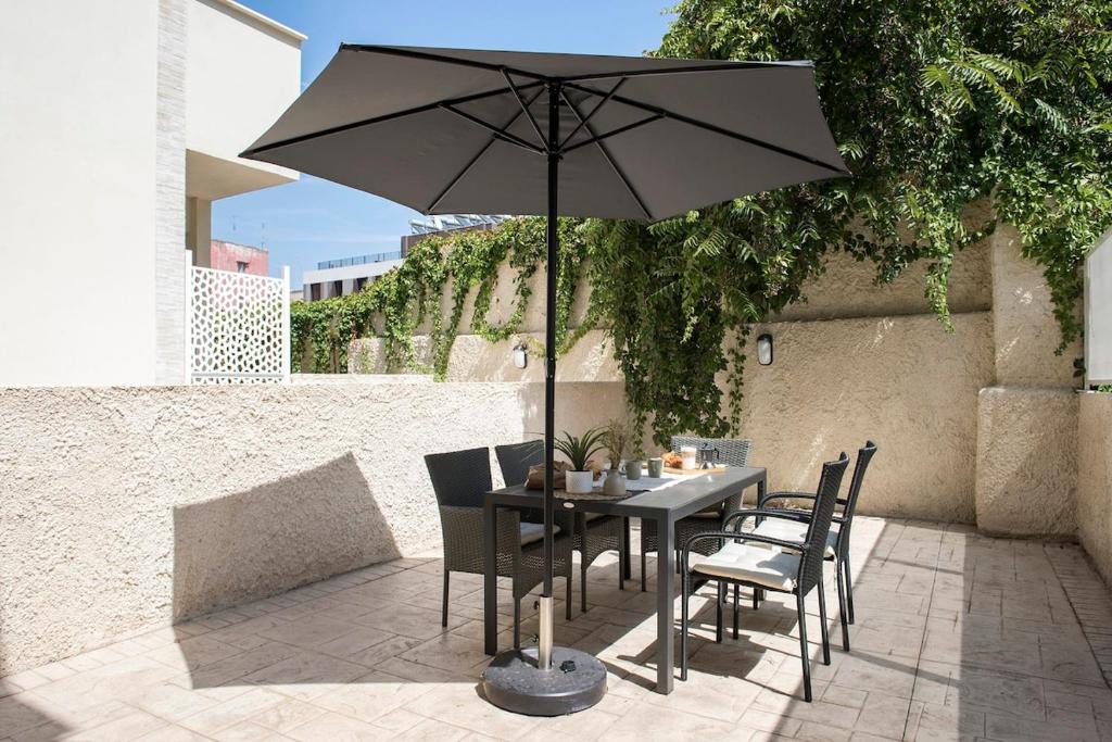 Urban Oasis near Termini, free Parking&Patio, int3