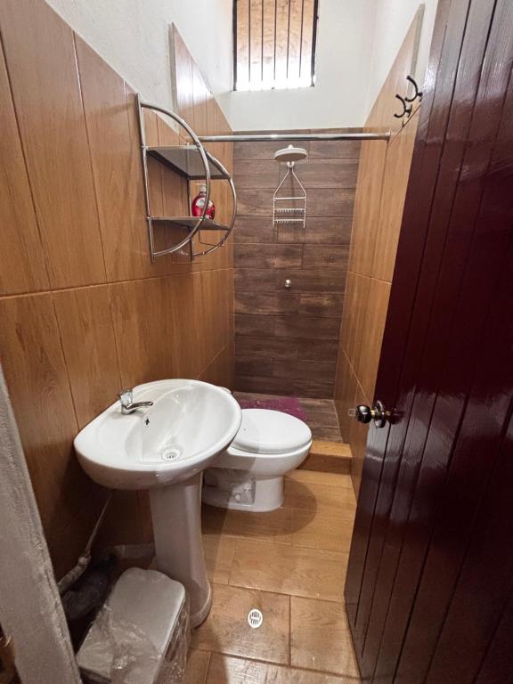 Koupelna v ubytování Cuarto Queen