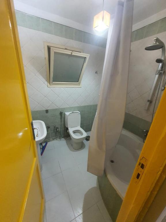 Bagno di TREE Serviced Apartment -2BHK Self check-in