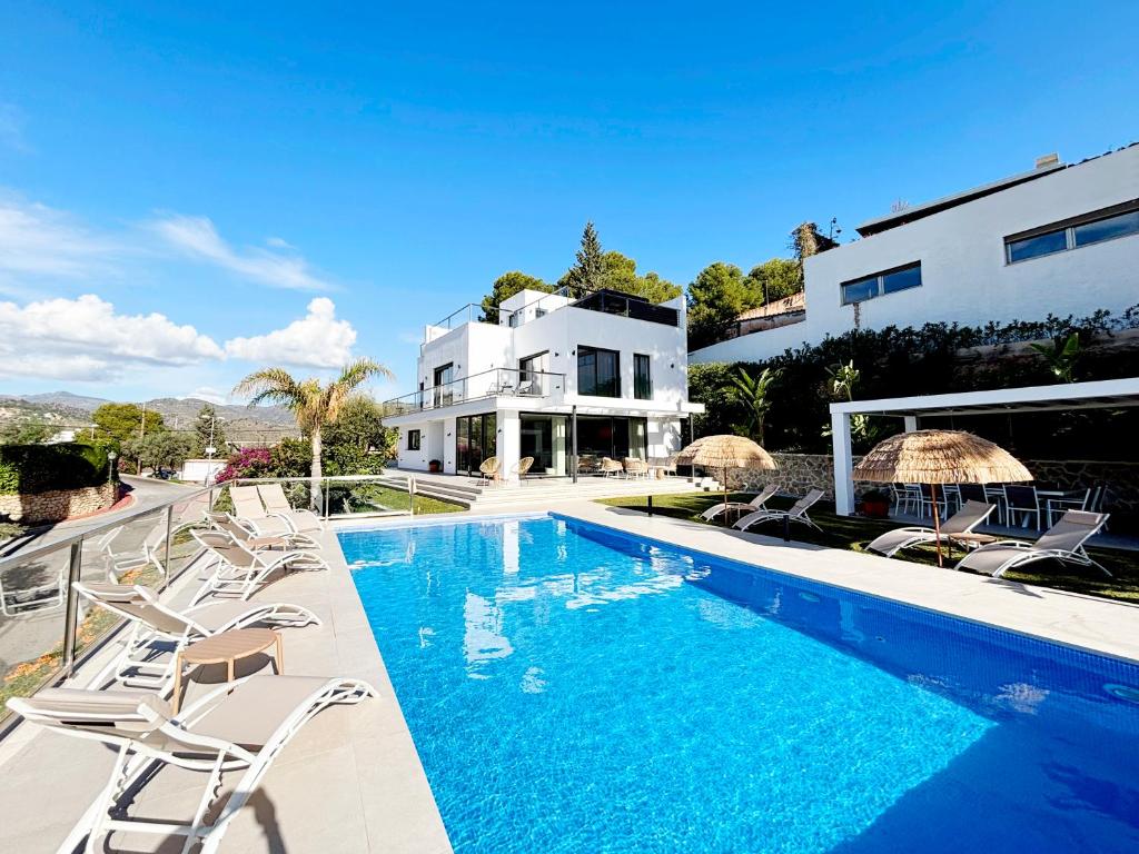 Candado Golf and heated Pool by MalagadeVacaciones