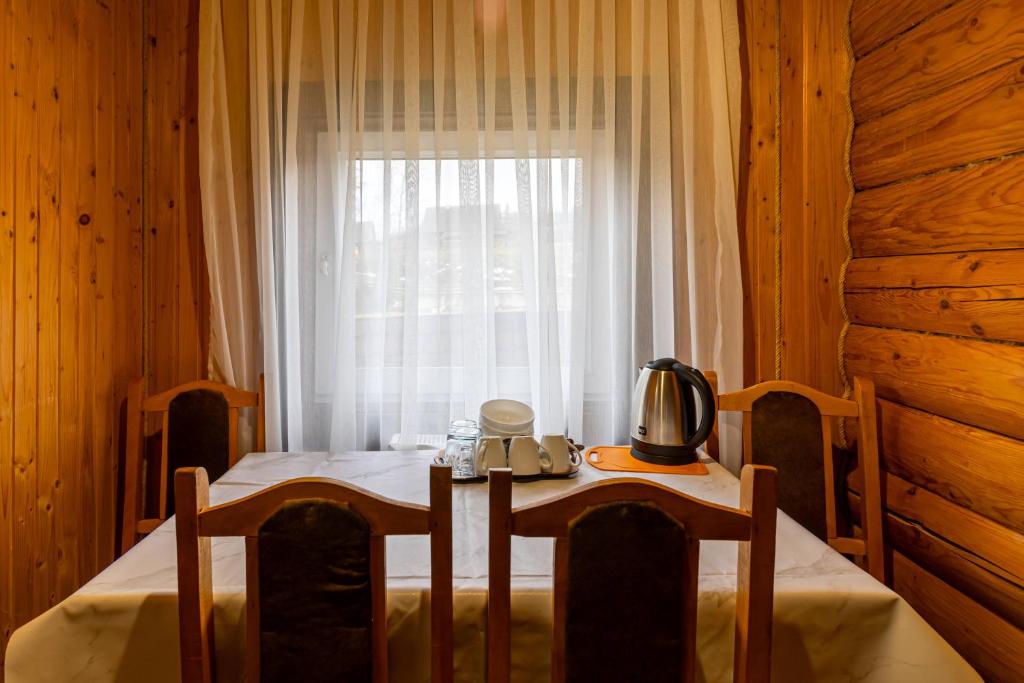 Fotografie z fotogalerie ubytování Хатинка у Румуна v destinaci Tatariv