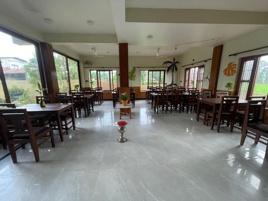 Gallery image of Hotel sauraha village in Sauraha