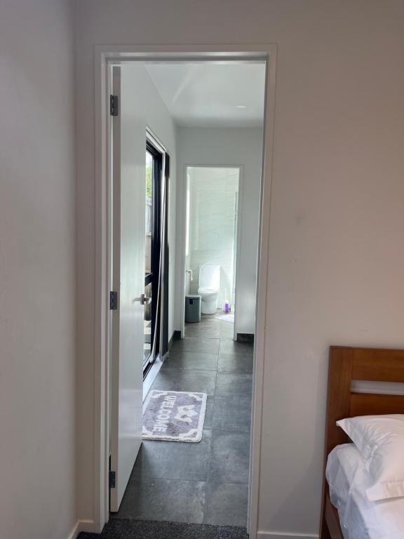 CozyNest3 -Private entrance and bath