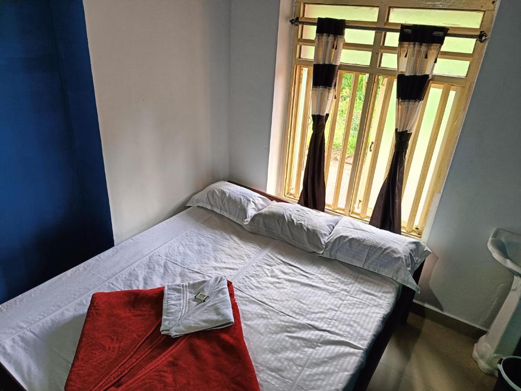 Φωτογραφία από το άλμπουμ του Shambhavi Deepa gurusadhana guest house σε Madikeri