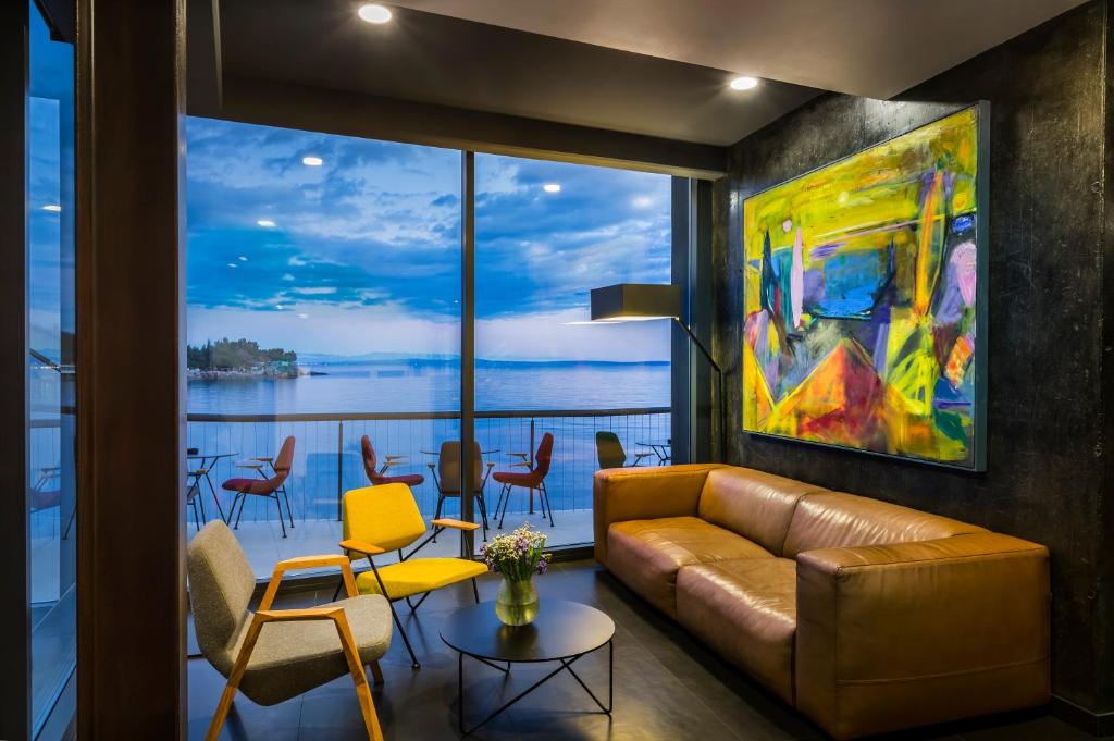 Boutique & Design Hotel Navis - Small Luxury Hotels of the World - Resim 26