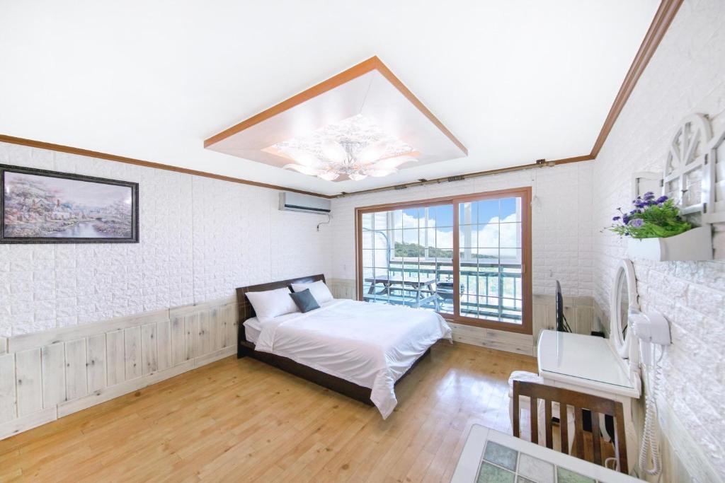 Ganghwa Ara Pension - Studio 3