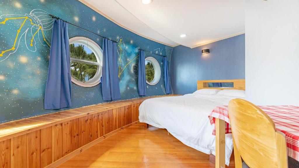 Jeju UFO Pension - Studio 2