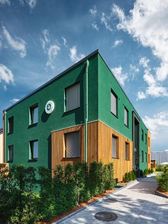 Hannover - PHIL & MAX Hotels und Apartments Airport - Resim 11