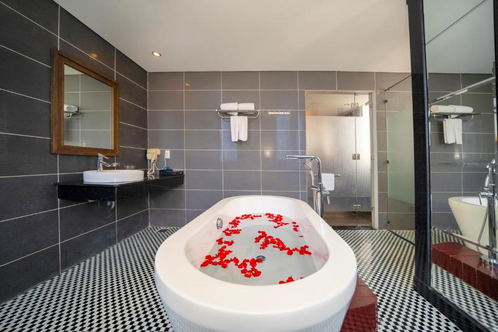 Phòng VIP Nhìn Ra Đại Dương