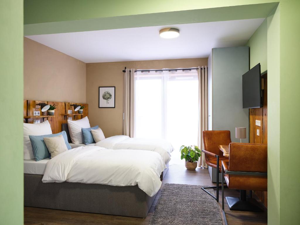 Hannover - PHIL & MAX Hotels und Apartments Airport - Resim 39