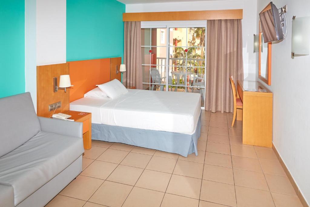 Hotel Chatur Costa Caleta - 