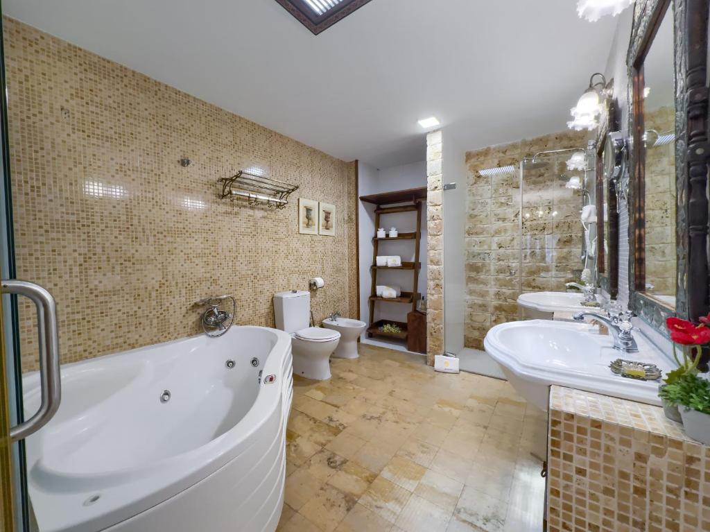 Koupelna v ubytování Hotel Argantonio