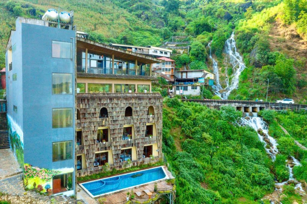 Hồ bơi trong/gần Arista Homestay