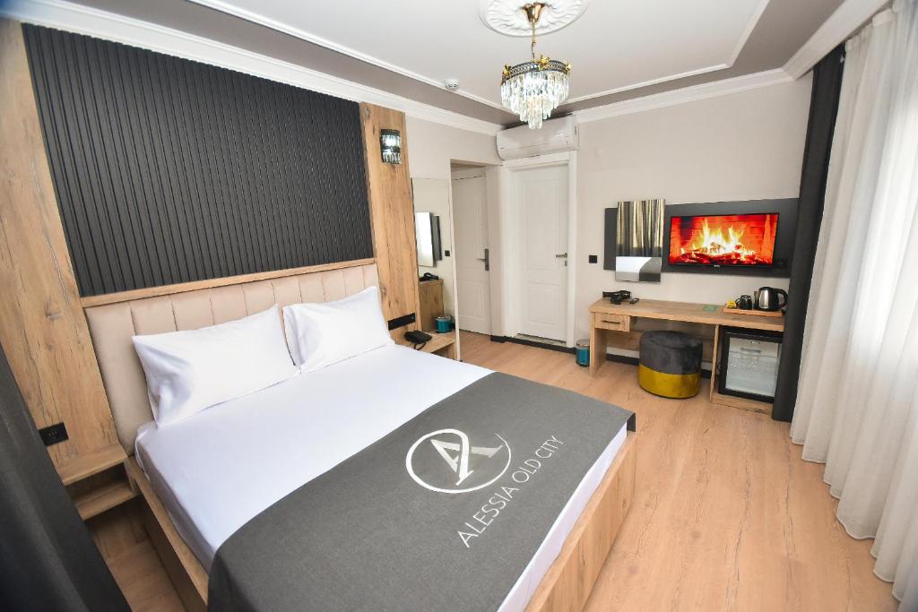 Alessia Old City - 15