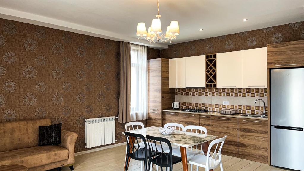 Kuchyň nebo kuchyňský kout v ubytování Dani Lux Apartments