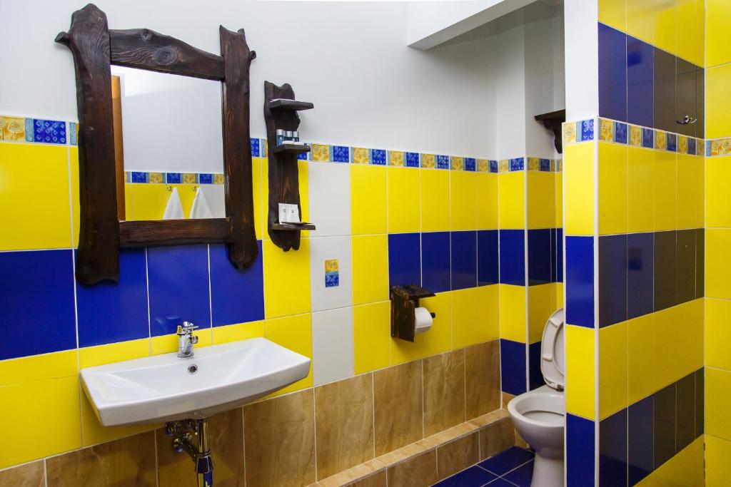 Dniprovskiy Dvir - Double Room