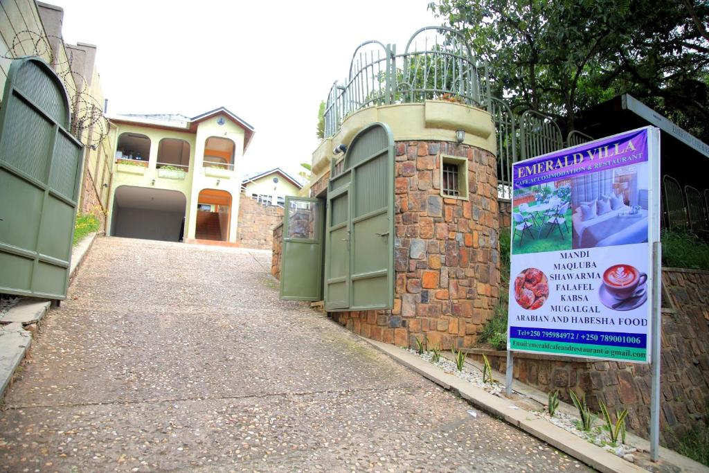 Φωτογραφία από το άλμπουμ του Emerald Villa Kigali στο Κιγκάλι