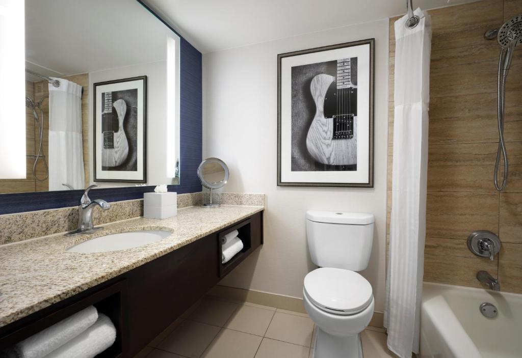 Nashville Airport Marriott photo