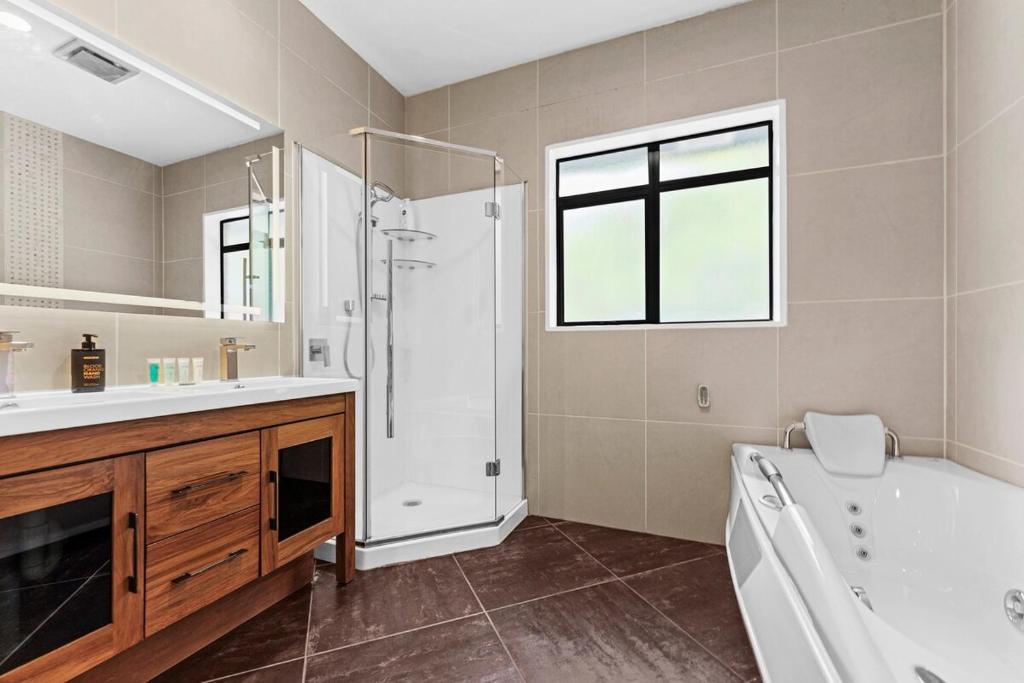 The Luxe Retreat - Resim 8