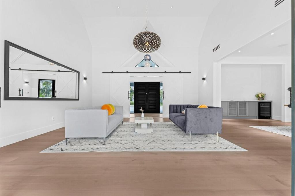 The Luxe Retreat - Resim 18