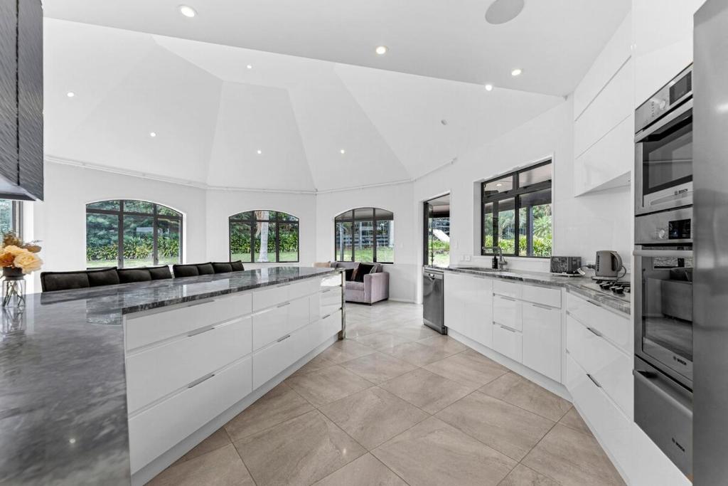 The Luxe Retreat - Resim 41