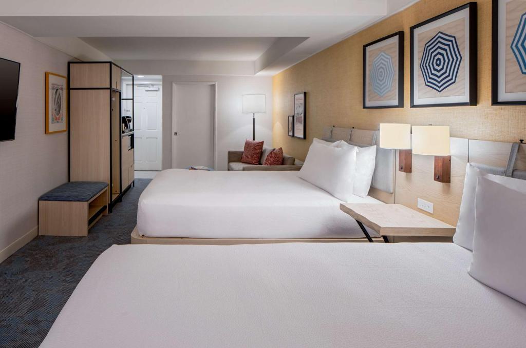 Hilton Garden Inn Dana Point Doheny Beach - Queen Room With Two Queen Beds