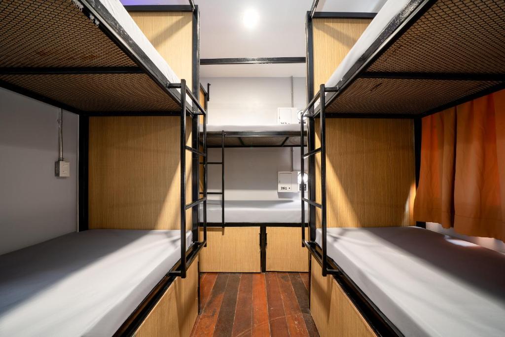 OH Hostels - Bangkok - Cama En Habitación Compartida Femenina De 6 Camas