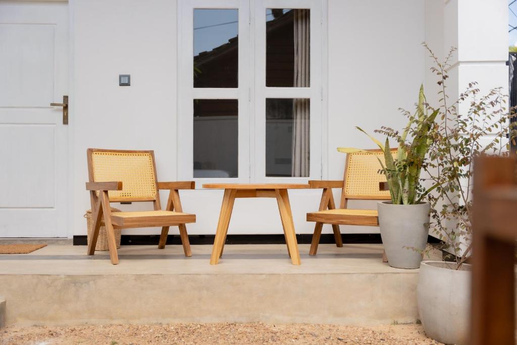 Lucky's Surf Camp - 17