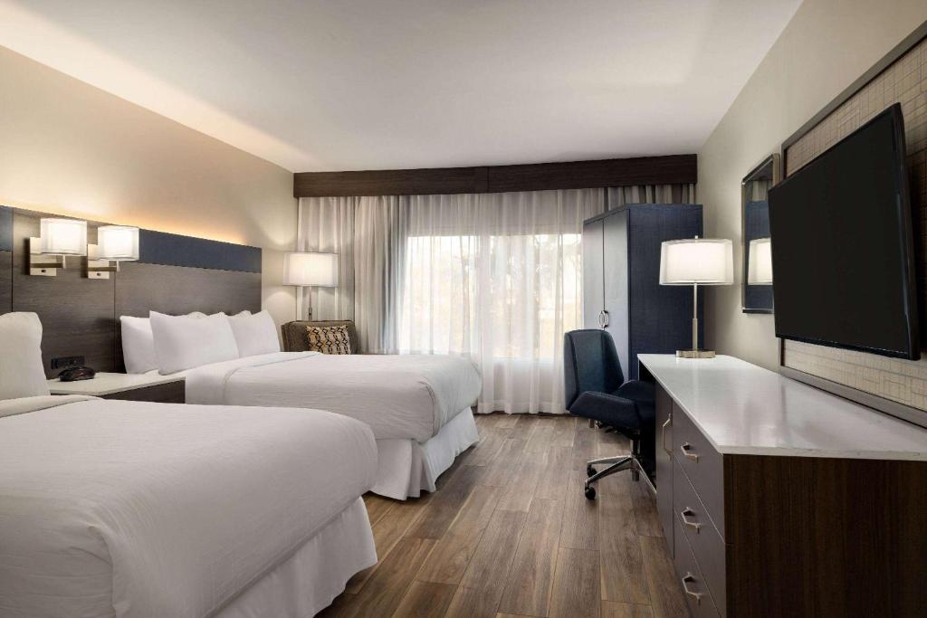 Wyndham Phoenix Airport - Tempe photo